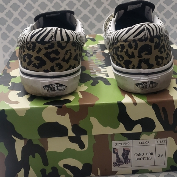 Vans Classic lepard and zebra - Picture 2 of 5
